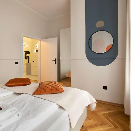 Warszawska Street アパート クラクフ