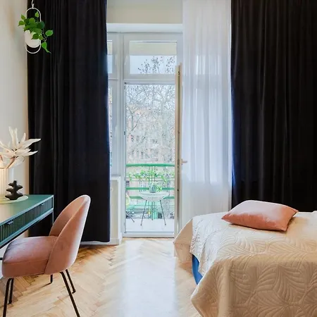 Warszawska Street アパート クラクフ