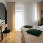 Warszawska Street Апартаменты