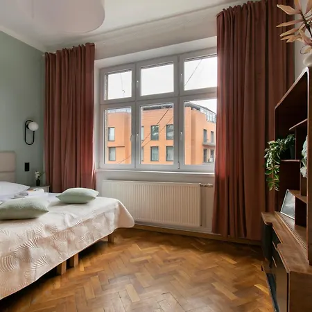 Warszawska Street Apartment *